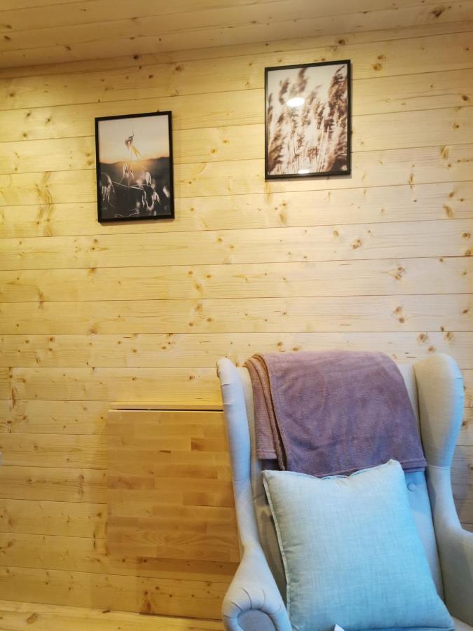 Treehome Tinyhouse Střítež Zewnętrze zdjęcie