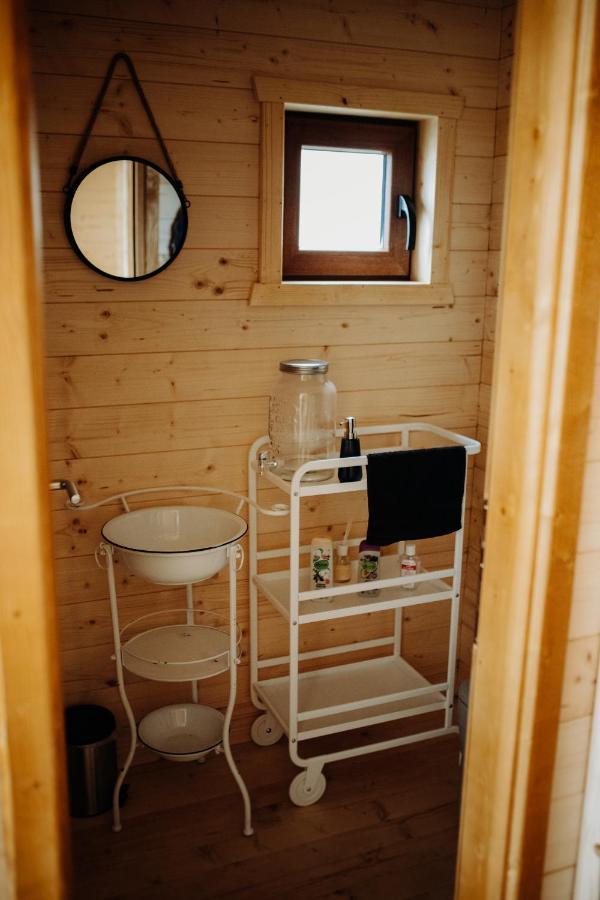 Treehome Tinyhouse Střítež Zewnętrze zdjęcie